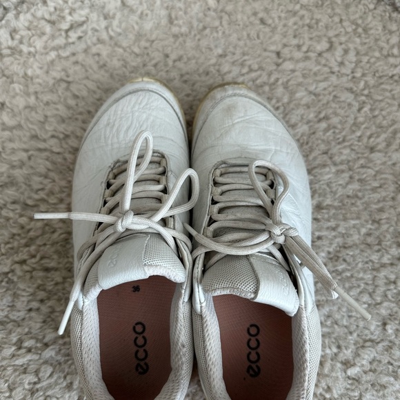 Ecco Off-White Leather golf shoes size 6 - Picture 4 of 8